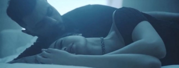 "Русский" The WEEKND представил сексуальный клип на песню "Нет больше нас"