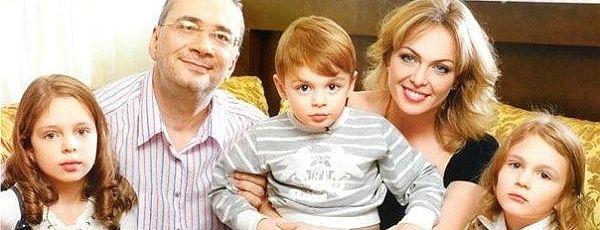 Бывшая жена Константина Меладзе рассказала о трудностях воспитания сына с диагнозом аутизм