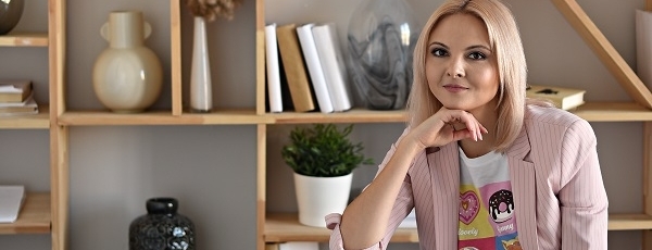 «Страх стать фрилансером идёт от незнания»: Ольга Жгенти, основатель школы удаленных профессий «Freelance Family»