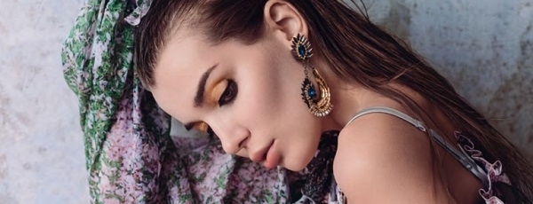Красавица Дарья Коновалова стала украшением украинского журнала Vogue 2016