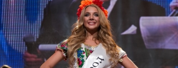 16-летняя Анастасия Михайлюта стала «Юной Красой России»