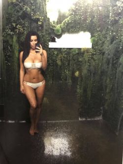 Фотография пользователя kimkardashian