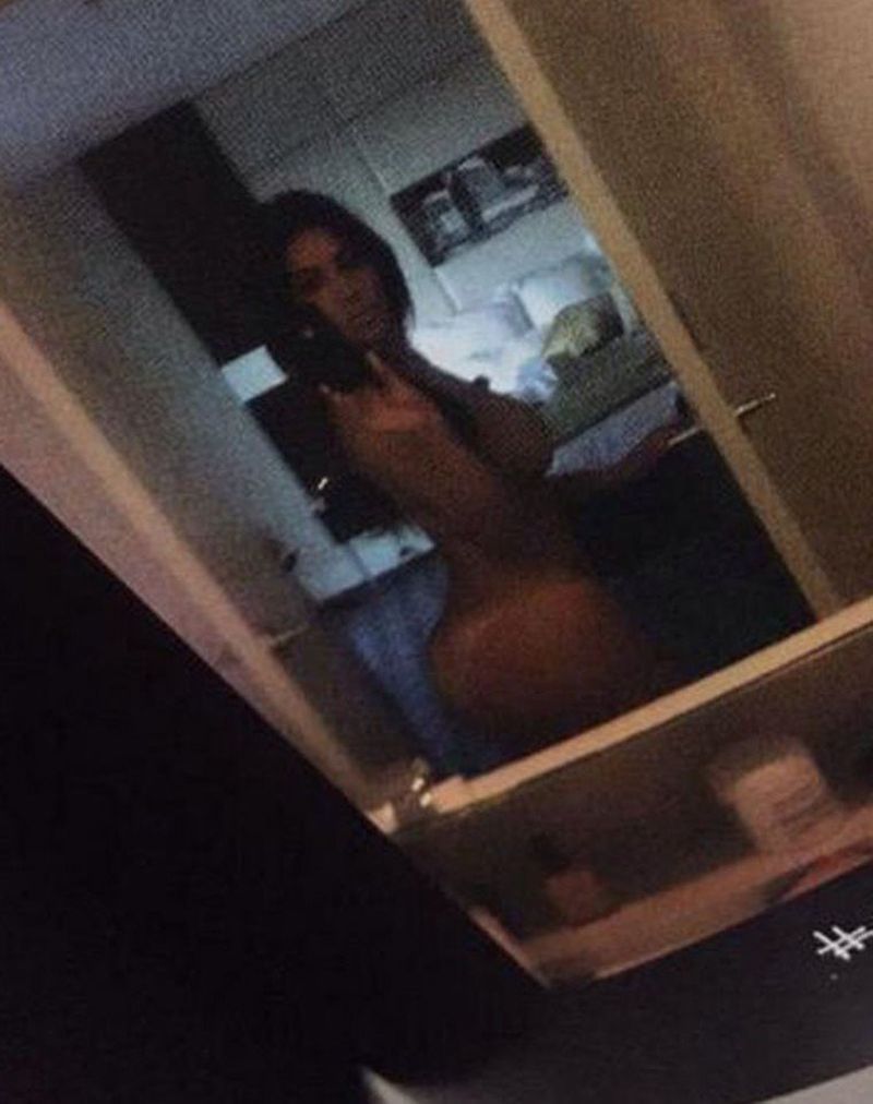Фотография пользователя kimkardashian 4182