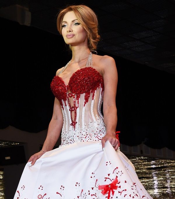 Евгения Феофилактова - Гусева вывела сына на подиум Евгения Феофилактова - Гусева вывела сына на подиум