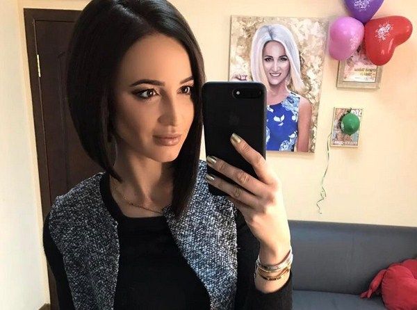 Ольга Бузова рассказала, с кем проводит свои ночи Ольга Бузова рассказала, с кем проводит свои ночи