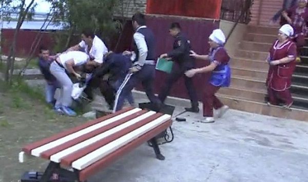 Лена Летучая, после драки в Салехарде, отстояла право на свою деятельность Лена Летучая, после драки в Салехарде, отстояла право на свою деятельность