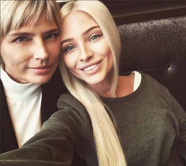 Алена Шишкова удивила фото с мамой Алена Шишкова удивила фото с мамой