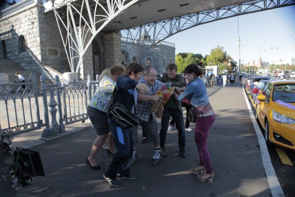 Звёзды комедии «Везучий случай!» поведали о невероятных приключениях на съёмках Звёзды комедии «Везучий случай!» поведали о невероятных приключениях на съёмках