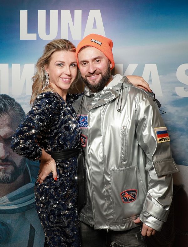 Иракли и LIKA STAR представили клип на песню «LUNA» Иракли и LIKA STAR представили клип на песню «LUNA»