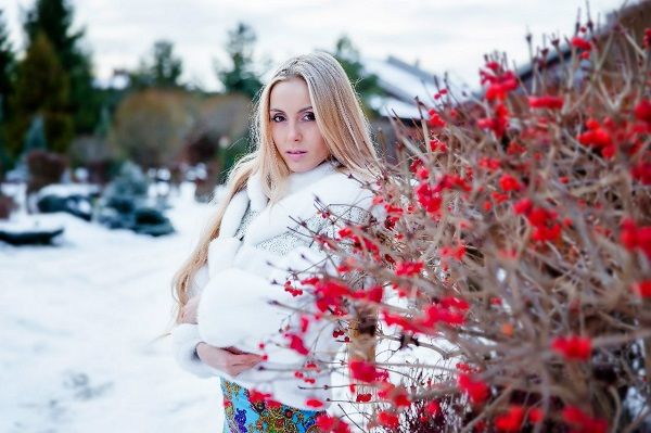 Певица и автор песен Мария Неделкова празднует 27-ой день рождения! Певица и автор песен Мария Неделкова празднует 27-ой день рождения!