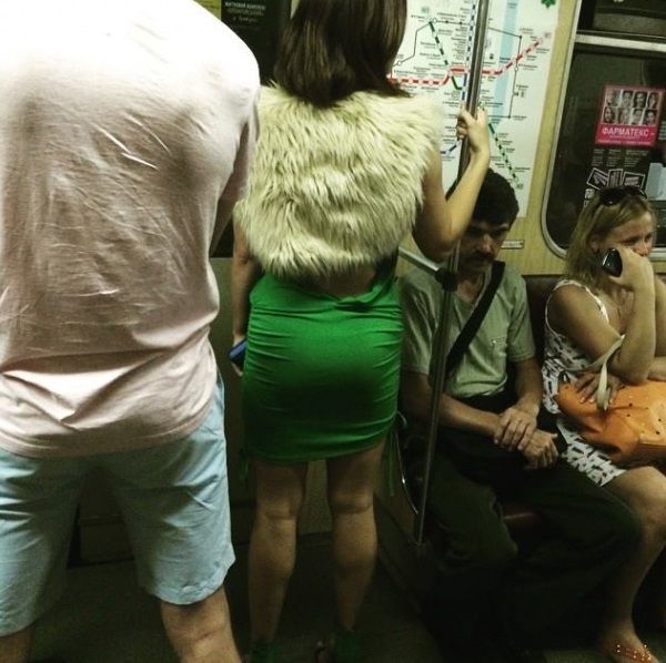Вам встречаются чудаки в метро? А мне вот очень часто... Вам встречаются чудаки в метро? А мне вот очень часто...