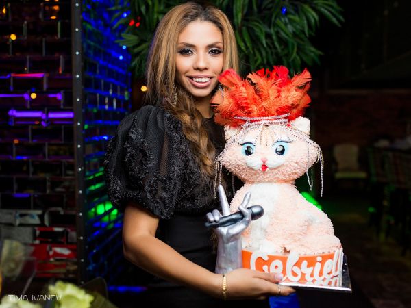 Певица Gabriella отпраздновала день рождения в Москве Певица Gabriella отпраздновала день рождения в Москве