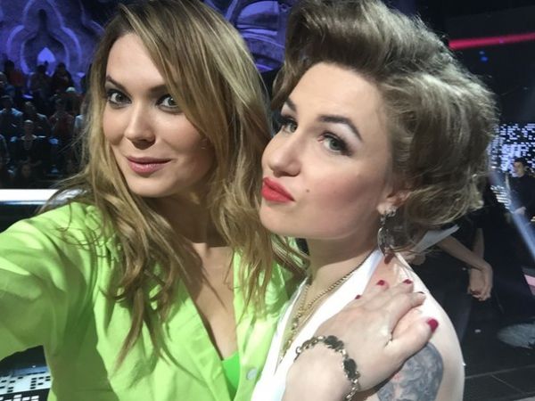 Катя Жаркова модель plus-size на проекте Танцы со звездами в зеленой рубашке Катя Жаркова модель plus-size на проекте Танцы со звездами в зеленой рубашке