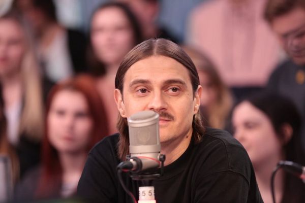 Группа Little Big дала эксклюзивное интервью ведущим шоу «Бригада У» на «Европе Плюс» Группа Little Big дала эксклюзивное интервью ведущим шоу «Бригада У» на «Европе Плюс»