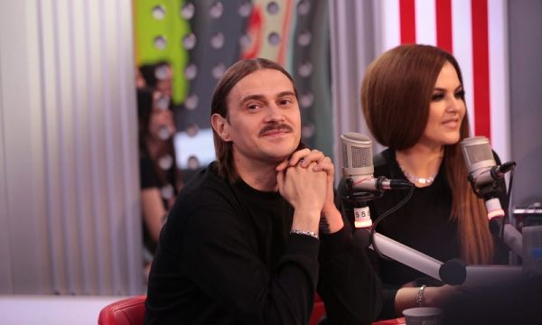 Группа Little Big дала эксклюзивное интервью ведущим шоу «Бригада У» на «Европе Плюс» Группа Little Big дала эксклюзивное интервью ведущим шоу «Бригада У» на «Европе Плюс»