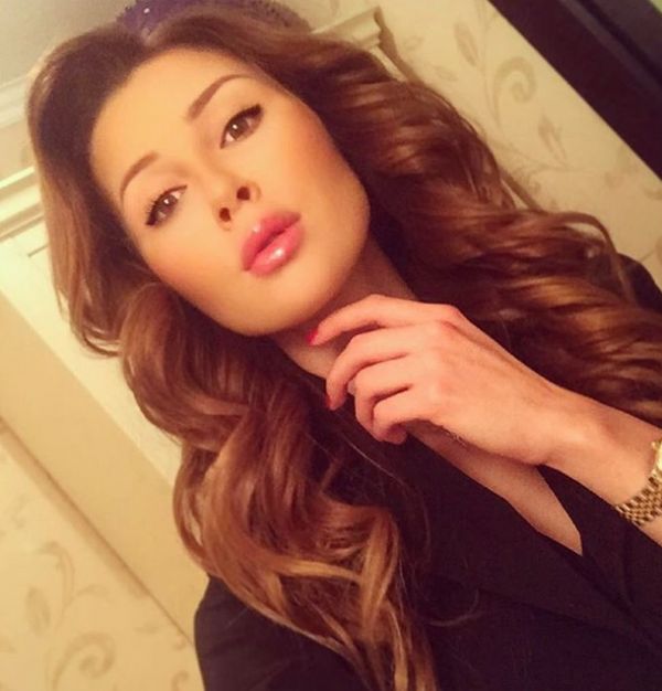 Анна Заворотнюк сделала весеннюю стильную стрижку Анна Заворотнюк сделала весеннюю стильную стрижку