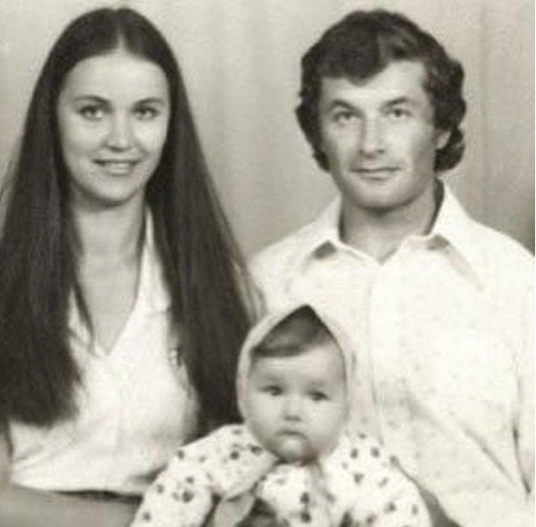 Оксана Федорова удивила семейным фото Оксана Федорова удивила семейным фото
