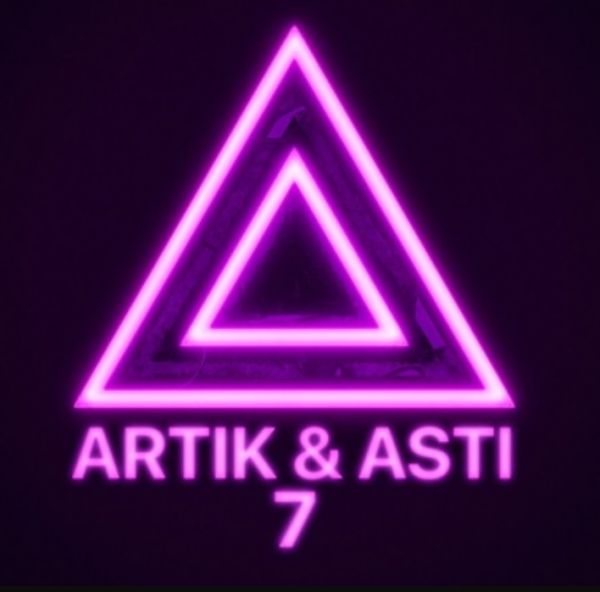 Певица Асти (Анна Дзюба / Asti) - биография, творческий путь, песни