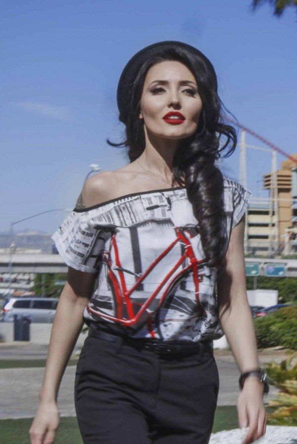 Анна Добрыднева улетела в Нью-Йорк, где отпраздновала Пасху и дала интервью Анна Добрыднева улетела в Нью-Йорк, где отпраздновала Пасху и дала интервью