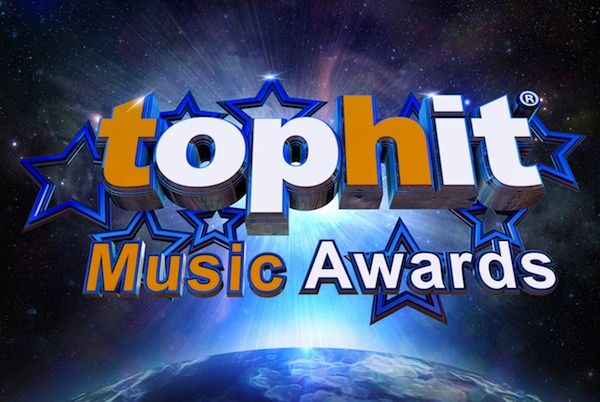 Top Hit Music Awards 2016 готовится раздать особые награды в честь 13-летия Top Hit Music Awards 2016 готовится раздать особые награды в честь 13-летия