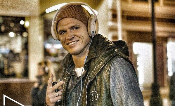 Дмитрий Тарасов прокомментировал развод с Ольгой Бузовой Дмитрий Тарасов прокомментировал развод с Ольгой Бузовой