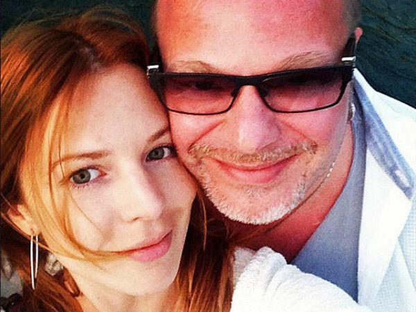 Беременная Наталья Подольская показала животик в новом клипе Там далеко. Фотографии Наталья Подольской и Владимира Преснякова. Беременная Наталья Подольская показала животик в новом клипе Там далеко. Фотографии Наталья Подольской и Владимира Преснякова.