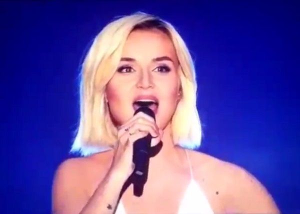Полина Гагарина прошла в финал конкурса Евровидение 2015 Полина Гагарина прошла в финал конкурса Евровидение 2015