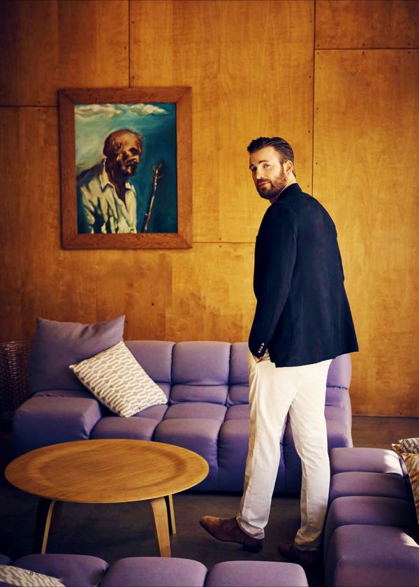 Крис Эванс позирует для Esquire Middle East Крис Эванс позирует для Esquire Middle East