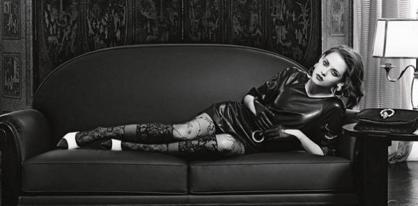 Кристен Стюарт позирует для рекламы Chanel Кристен Стюарт позирует для рекламы Chanel