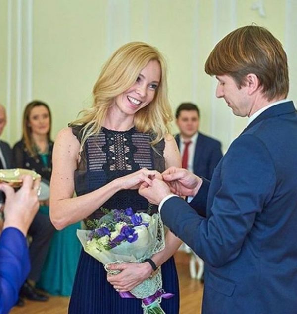 Татьяна Тотьмянина призналась в любви муж на годовщину свадьбы Татьяна Тотьмянина призналась в любви муж на годовщину свадьбы
