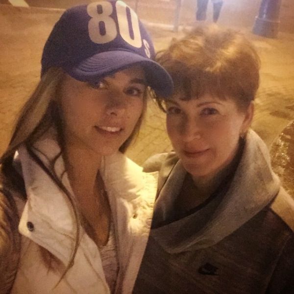 Мама модели Анастасии Текуновой Мама модели Анастасии Текуновой