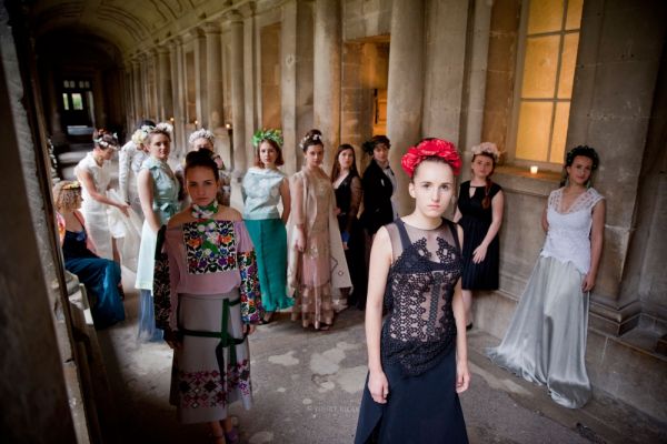 Стильные вышиванки Couture от Оксаны Караванской покорили Париж Стильные вышиванки Couture от Оксаны Караванской покорили Париж
