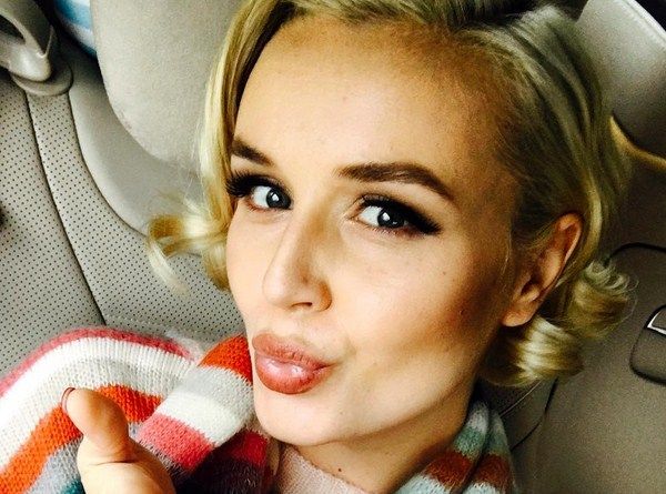 Полина Гагарина сама рассказала о беременности Полина Гагарина сама рассказала о беременности
