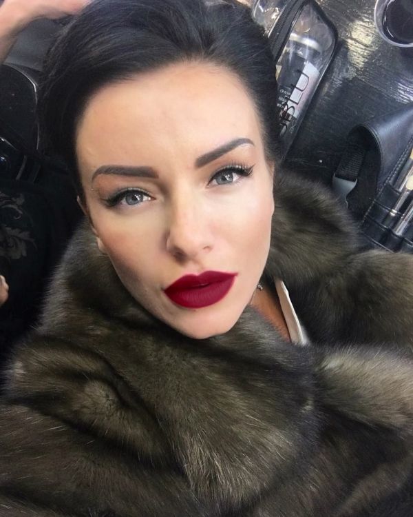 Юля Волкова порадовала стройным телом в бикини Юля Волкова порадовала стройным телом в бикини