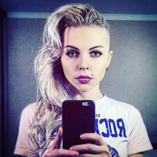Sheri Marshel первые вышла на связь после операции Sheri Marshel первые вышла на связь после операции