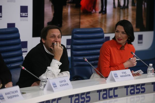 На пресс-конференции в ТАСС Стас Михайлов откровенно рассказал о корпоративах и влиянии кризиса На пресс-конференции в ТАСС Стас Михайлов откровенно рассказал о корпоративах и влиянии кризиса