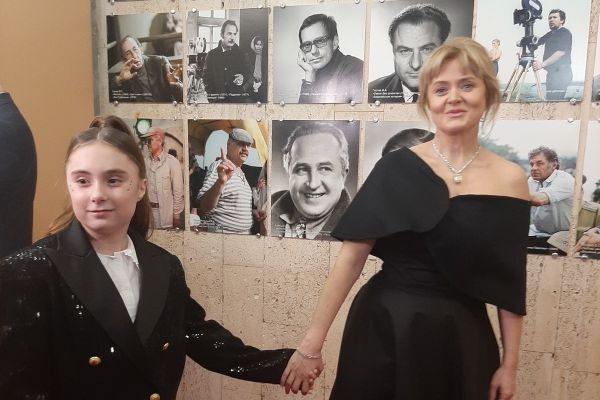 Анна Михалкова сравнила успех после обнажённой сцены в фильме с голой вечеринкой Ивлеевой
