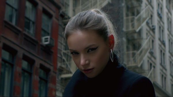 Bravve (Катерина Бравве) представила композицию Never Let it Go (I.R.) Bravve (Катерина Бравве) представила композицию Never Let it Go (I.R.)