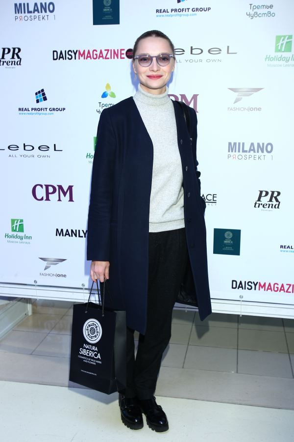Кто в чём? Звездные гости на выставке CPM-Collection Premiere Moscow (февраль 2016) Кто в чём? Звездные гости на выставке CPM-Collection Premiere Moscow (февраль 2016)