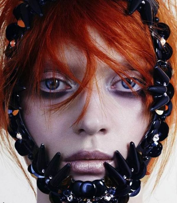Светлана Мухина представила три образа для фотосета в Hunger Magazine Светлана Мухина представила три образа для фотосета в Hunger Magazine