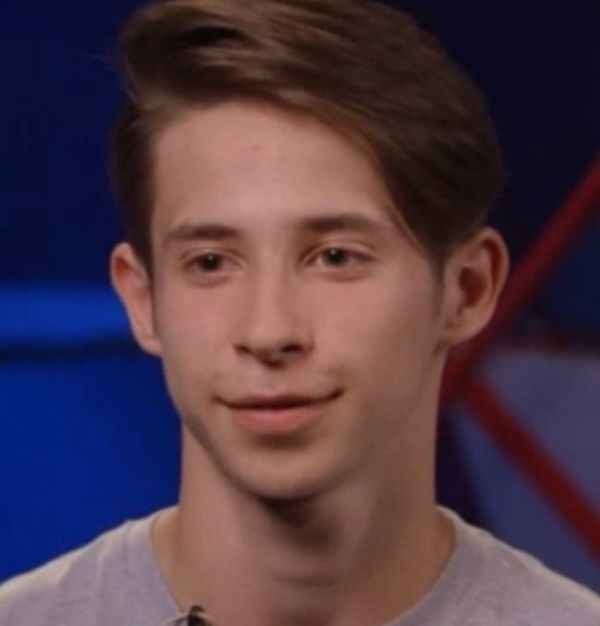 Кастинг Танцы на ТНТ в Екатеринбурге 3 сезон: Егор-Вайберт (16 лет, Челябинск) Кастинг Танцы на ТНТ в Екатеринбурге 3 сезон: Егор-Вайберт (16 лет, Челябинск)