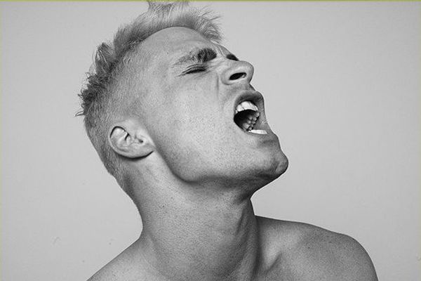 Колтон Хэйнс разделся для фотосета фотографа Тайлера Шилдса Колтон Хэйнс разделся для фотосета фотографа Тайлера Шилдса
