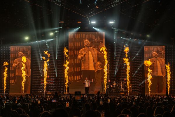 «ВОСТОК FM» ПРЕДСТАВЛЯЕТ! ГРАНДИОЗНЫЙ КОНЦЕРТ «ЗВЁЗДЫ ВОСТОКА» «ВОСТОК FM» ПРЕДСТАВЛЯЕТ! ГРАНДИОЗНЫЙ КОНЦЕРТ «ЗВЁЗДЫ ВОСТОКА»