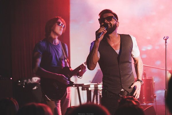25 октября в клубе 16 тонн прошла презентация сингла группы Triangle Sun 25 октября в клубе 16 тонн прошла презентация сингла группы Triangle Sun