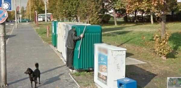 27 самых неожиданных фотографий со спутников. Google-карты раскрывают секреты частной жизни людей. Странные люди на улице. 27 самых неожиданных фотографий со спутников. Google-карты раскрывают секреты частной жизни людей. Странные люди на улице.