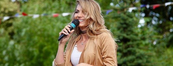 Певица Мария Букатарь позвала всех на уроки вокала и показала, что такое петь живьём (видео)