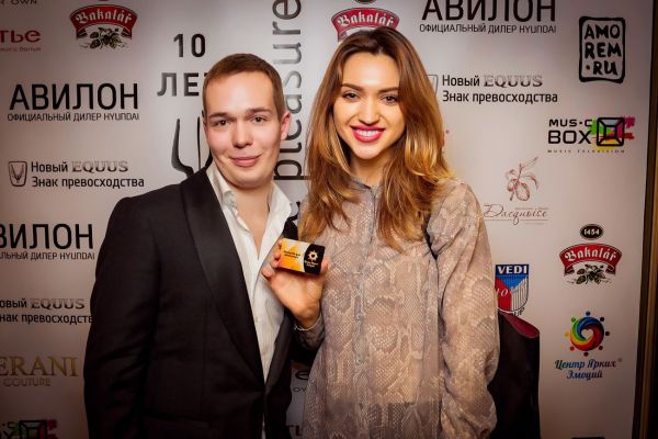 Simple Pleasures отметил 10-летие в звездной компании! Simple Pleasures отметил 10-летие в звездной компании!