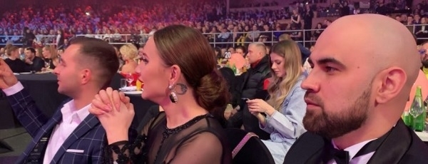 Артик и Асти стали победителями в номинации "Группа года" на церемонии "Жара Music Awards 2019"