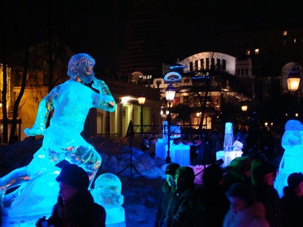 Выставки ледяных фигур в саду «Эрмитаж» Выставки ледяных фигур в саду «Эрмитаж»