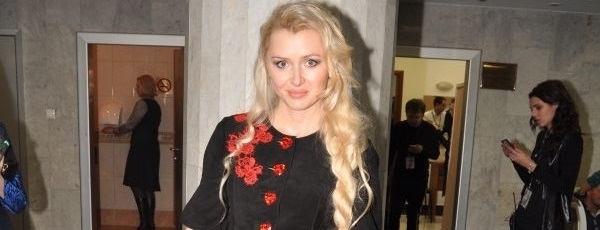Элеонора Амосова идеально вписалась в тусовку премии MusicBox